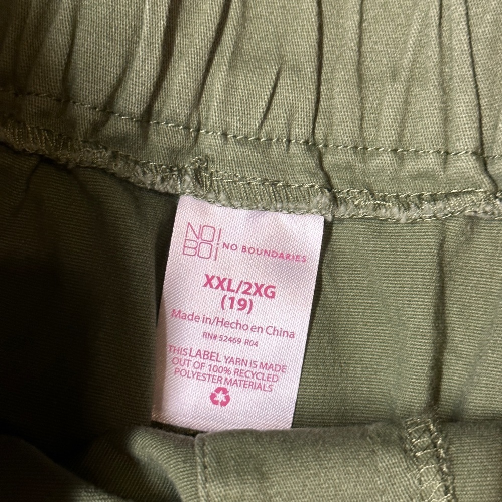 CARGO SHORTS - Picture 5 of 7